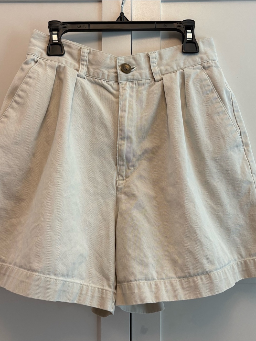 Gap Women’s Pleated Shorts Khaki/Bone Size 6 100% Cotton Vintage